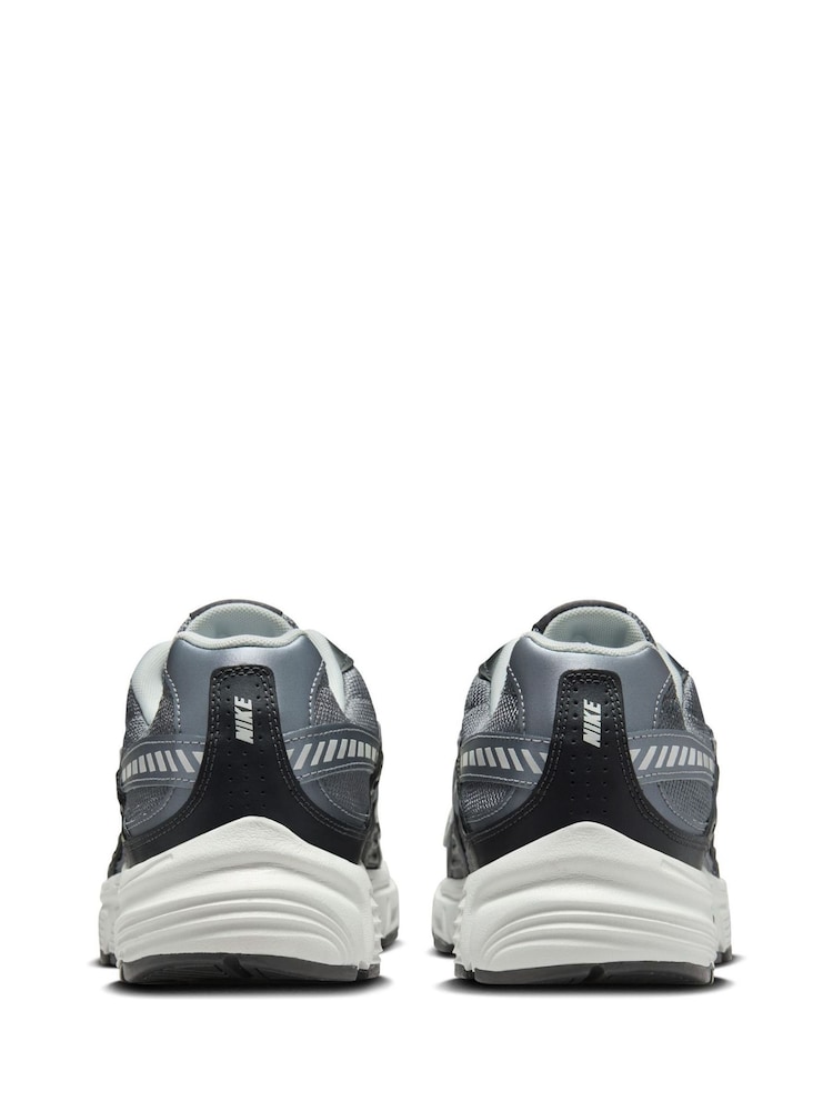 Nike Grey/Black Initiator Trainers - Image 6 of 10