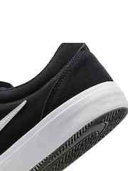 Черный/белый - Замшевые низкие кроссовки Nike Charge - Изображение 8 из 8