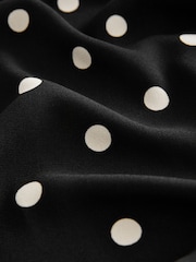 Zwart-wit met stippen - Relaxed Fit Long Sleeve Overhead V-Neck Blouse - Image 7 of 7