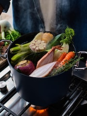 Joseph Joseph Midnight Blue Space Folding Handle Ceramic Nonstick 25cm Stock Pot and Lid - Image 6 of 7