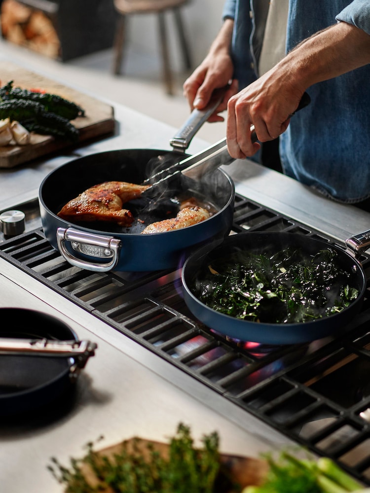 Joseph Joseph Midnight Blue Space Folding Handle Ceramic Nonstick 28cm Saute Pan and Lid - Image 5 of 6