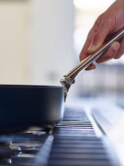 Joseph Joseph Midnight Blue Space Folding Handle Ceramic Non Stick 28cm Frying Pan - Image 4 of 7