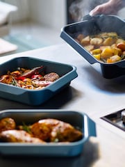 Joseph Joseph Blue Nest™ Oven Non Stick 3 Piece Roasting Tray Set - Image 5 of 7