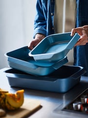 Joseph Joseph Blue Nest™ Oven Nonstick Medium Roasting Tray - Image 3 of 5