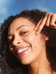 PAI British Summer Time Glow SPF 30 Illuminating Sunscreen - Image 5 of 5