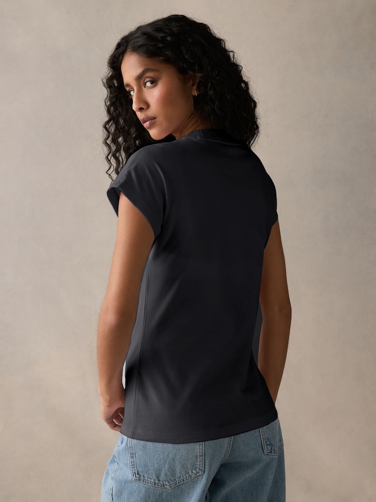 adidas Black Essentials Single Jersey T-Shirt - Image 2 of 10
