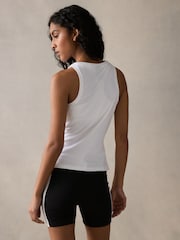 Blanco - Camiseta sin mangas estilo lineal de adidas - Imagen 2 de 4