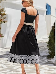 Sosandar Black Embroidered Hem Square Neckline Jersey 100% Cotton Midi Dress - Image 4 of 6