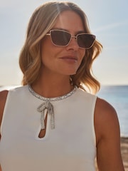 Sosandar White Keyhole Detail Top With Diamante Bow - Image 6 of 6