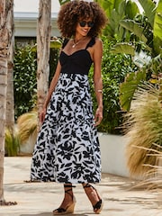 Sosandar Black Crochet Detail Vest Top - Image 3 of 3
