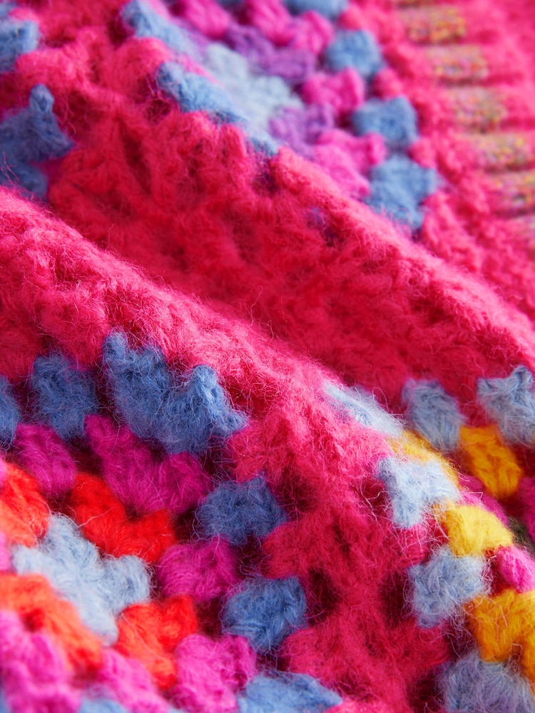 وردي - Hand Crochet Long Sleeve Crew Neck Cardigan - صورة 7 من 7