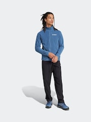 modra - jakna iz flisa z zadrgo adidas Essentials 1/2 suknjič - Slika 11 iz 12