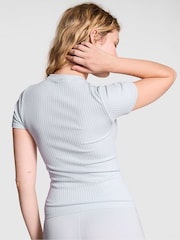 Victoria's Secret PINK Hydrangea Blue Shine Seamless T-Shirt - Image 2 of 4