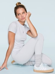 Victoria's Secret PINK Hydrangea Blue Shine Seamless T-Shirt - Image 3 of 4