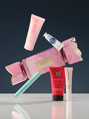 Primed & Pampered Beauty Cracker (Worth Over £68) - Image 1 of 1