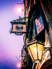 AS London Pub Tour For Two Gift Experience - Image 1 of 3