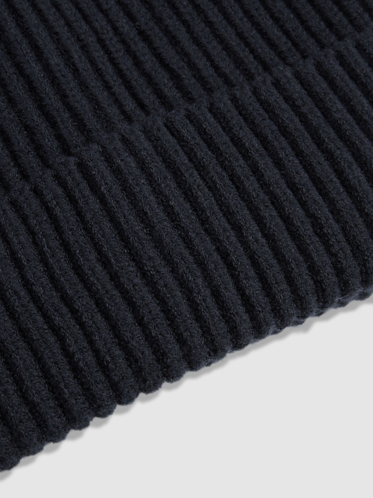 Reiss Chesterfield Set Ribbed Hat and Scarf Set - Image 4 of 4