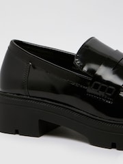 Schuh Livia Chunky Patent črna mokasini - Slika 4 iz 4
