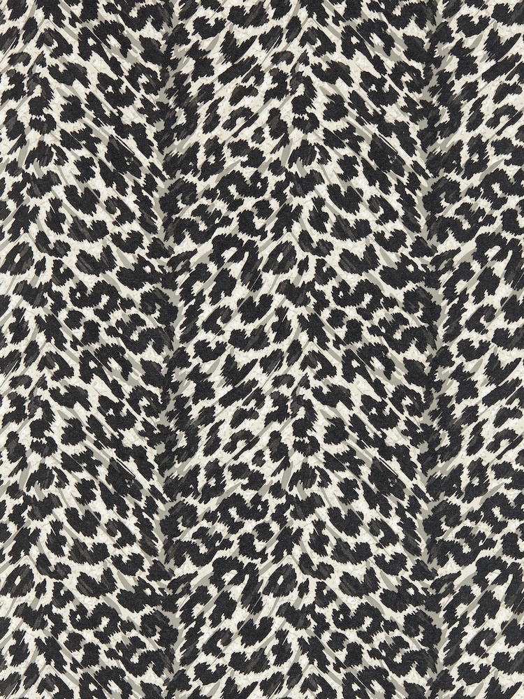 Clarke and Clarke Noir Pokot Wallpaper Sample - Image 1 of 1 Clarke and Clarke Noir Pokot Wallpaper Sample - Image 1 of 1