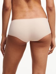 Licht beige - Chantelle Floral Touch Soft Feel Lace Shorty Briefs - Image 2 of 4