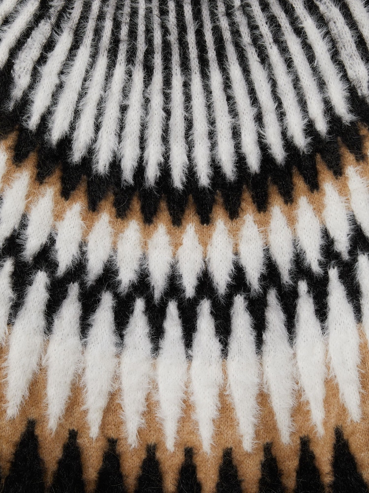 Reiss Black/Camel Indi Fuzzy Fairisle Pattern Crew Neck Jumper - Image 6 of 6