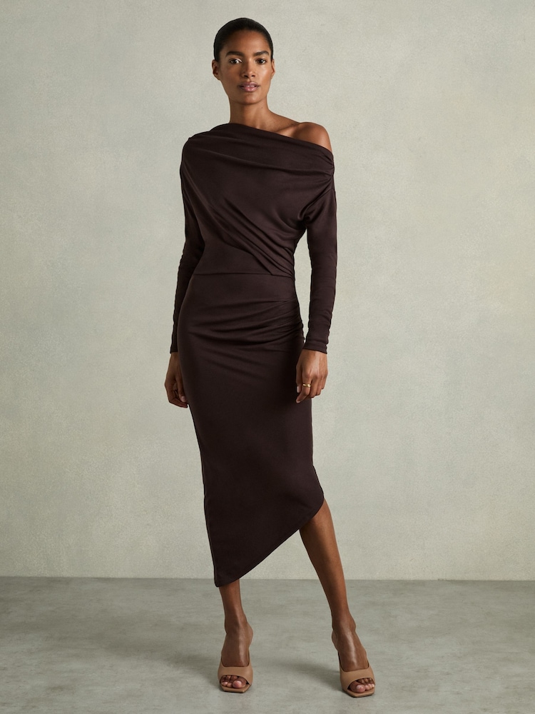 Reiss Brown Fleur Off-The-Shoulder Ruched Jersey Midi Dress - Image 1 of 7