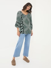 FatFace Caitlin Washed Black Spaced Floral Tunic - Image 3 of 6