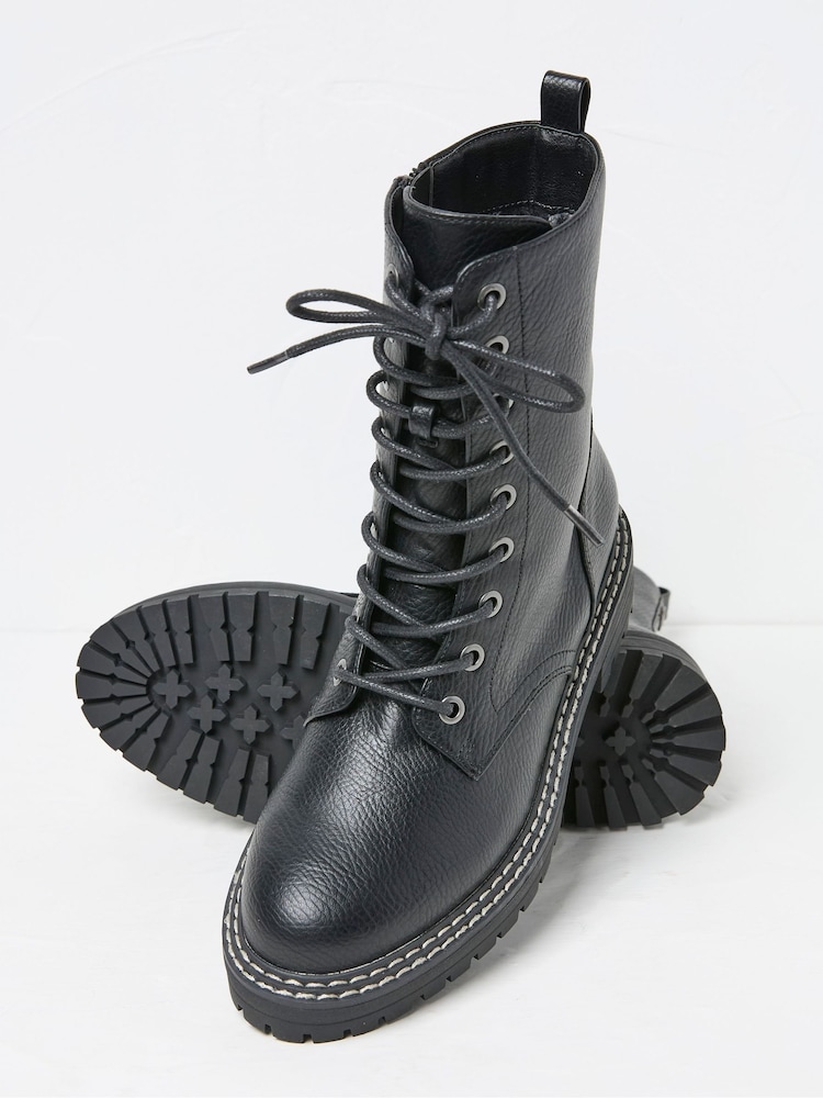 FatFace Violet Black Chunky PU Boots - Image 2 of 3