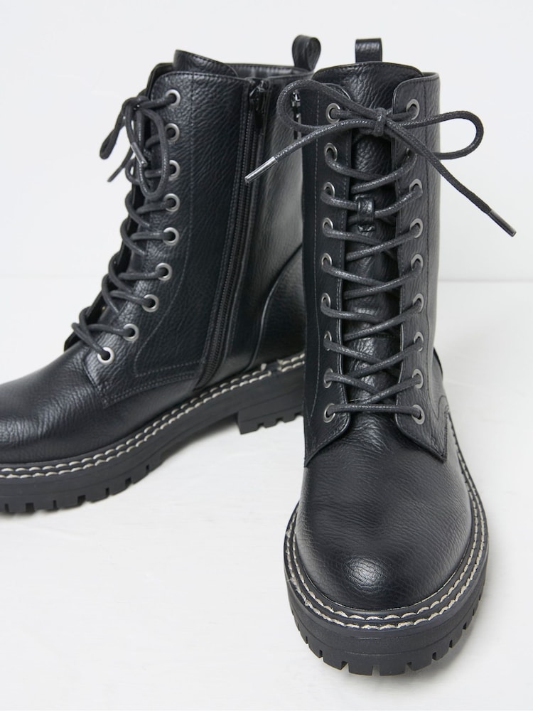 FatFace Violet Black Chunky PU Boots - Image 3 of 3