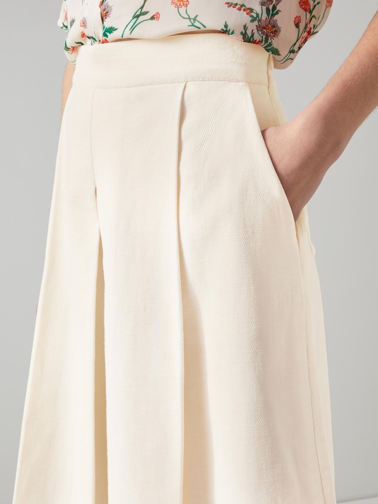 LK Bennett Cream LK Bennett Soft Tailored Skirt with Linen - Image 3 of 3 LK Bennett Cream LK Bennett Soft Tailored Skirt with Linen - Image 3 of 3