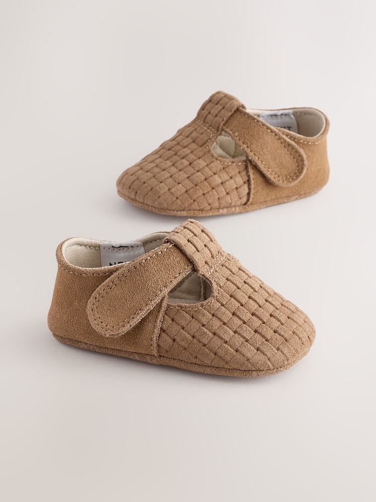 Hellbraunes gewebtes Wildleder - Babyschuhe aus Leder mit T-Steg (0–24 Monate) - Bild 1 von 5 Hellbraunes gewebtes Wildleder - Babyschuhe aus Leder mit T-Steg (0–24 Monate) - Bild 1 von 5