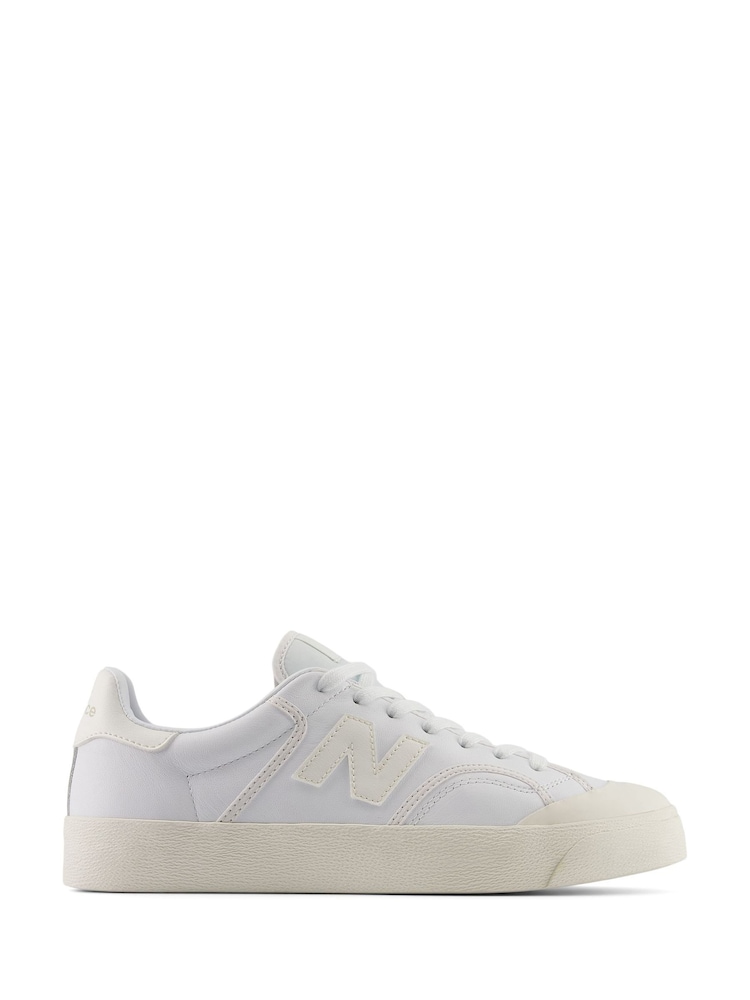 New Balance White Mens 100 Trainers - Image 1 of 8