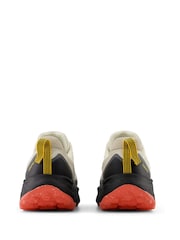 New Balance White/Black Mens Fresh Foam Hierro V9 Trainers - Image 8 of 10
