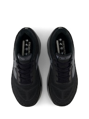 New Balance Grey Fresh Foam More Trail V5 Trainers - Image 6 of 8