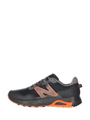 New Balance Black/White Mens 410v8 Trainers - Image 6 of 13