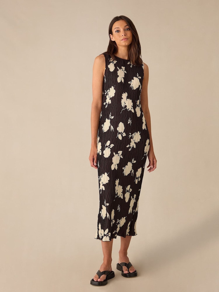 Ro&Zo Black Floral Plissé Tube Dress - Image 2 of 4