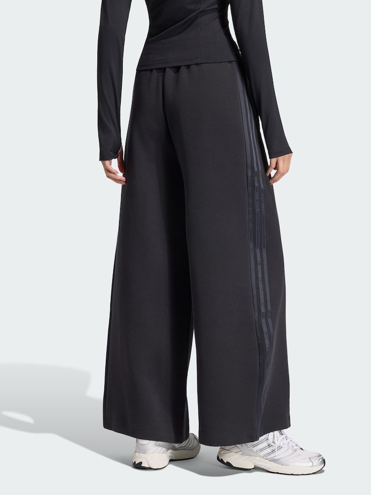 adidas Originals Black Spacer Tracksuit Bottoms - Image 2 of 6 adidas Originals Black Spacer Tracksuit Bottoms - Image 2 of 6