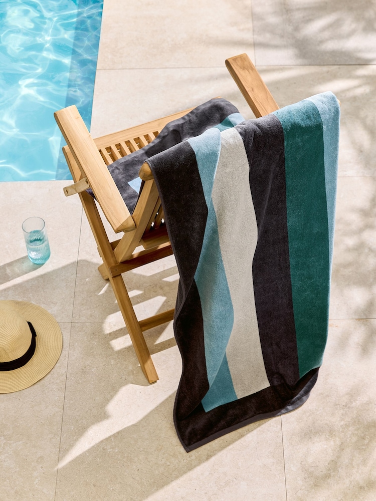 Blue XL 100% Cotton Beach Towel - Image 1 of 4