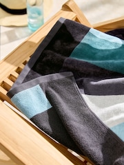 Blue XL 100% Cotton Beach Towel - Image 2 of 4