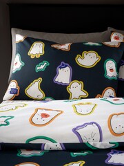 Catherine Lansfield Black Halloween Ghosts Reversible Duvet Cover and Pillowcase Set - Image 4 of 6