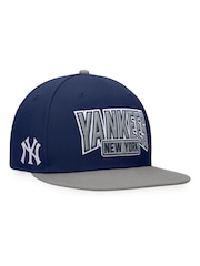 Fanatics Blue MLB New York Yankees Fundametal Retro Colourblocked Snapback Hat - Image 2 of 3