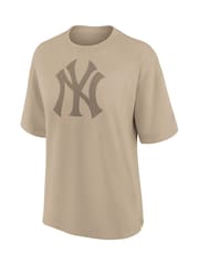 Fanatics Womens Oversized  MLB New York Yankees 100% Cotton Brown T-Shirt - Image 2 of 3
