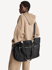 Varley Black Montlake Weekend Bag - Image 3 of 6