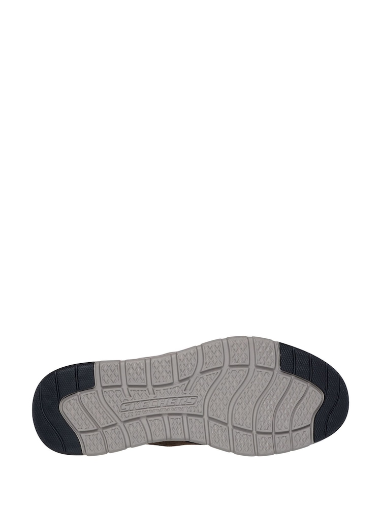 Marrón - Skechers Orell Yates Slip in Trainers - Imagen 5 de 5