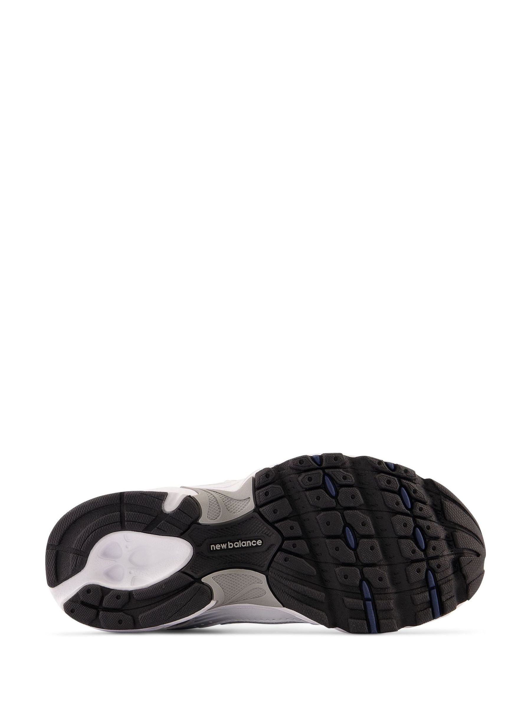 Buy New Balance White/Blue Girls Hook and Loop 530 Trainers from