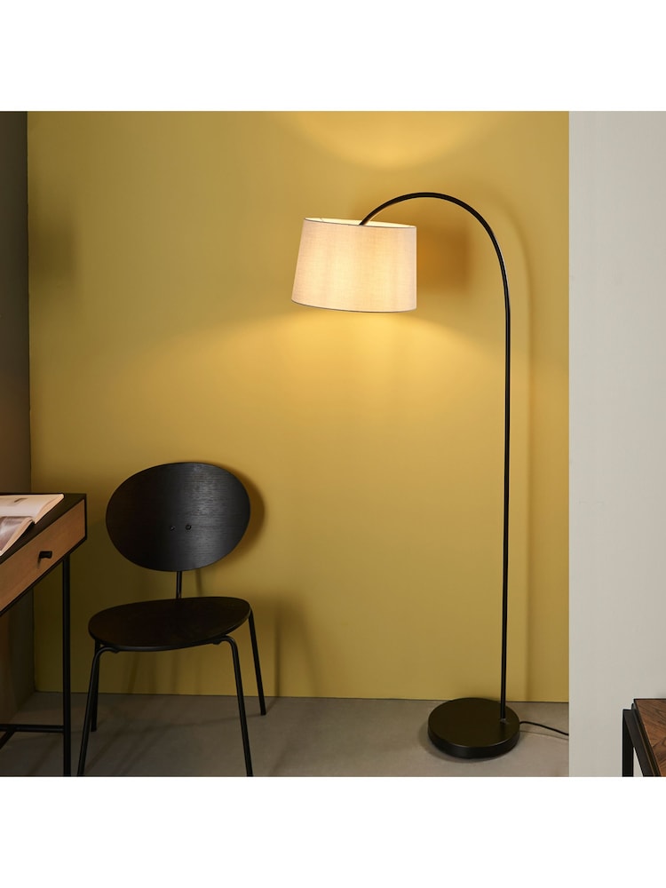 Gallery Home Black York Floor Lamp - Image 1 of 7