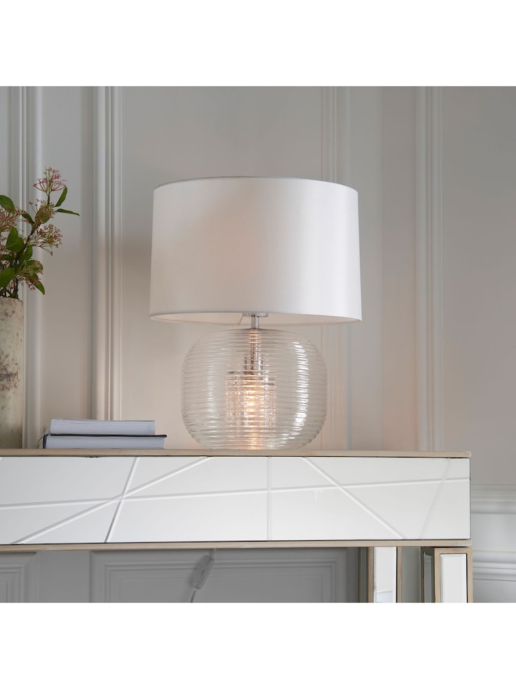 Gallery Home White Grant Table Lamp - Image 2 of 7