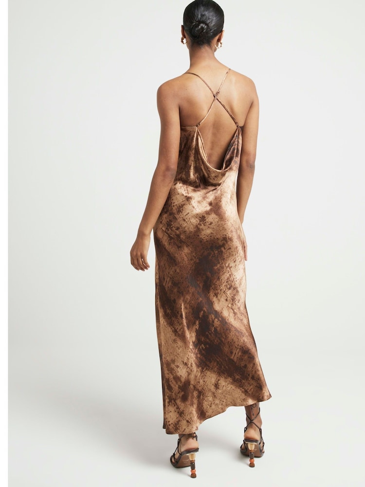 River Island Brown V-Neck Floral Slip Dress - Image 2 of 4 River Island Brown V-Neck Floral Slip Dress - Image 2 of 4
