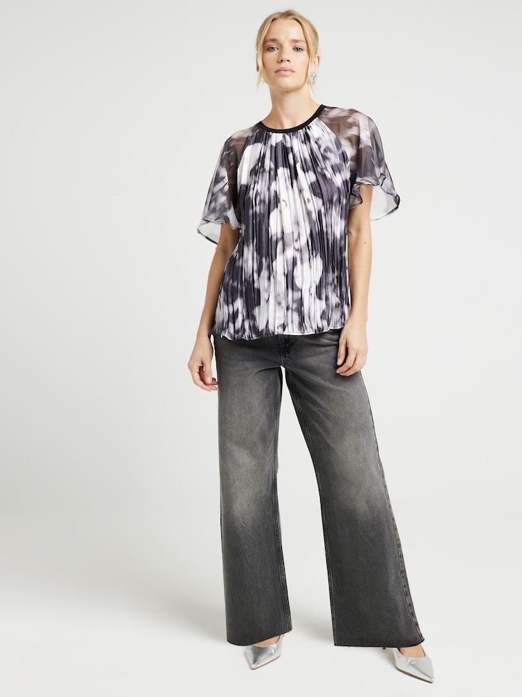 River Island Black Hybrid Crinkle Top - Image 1 of 4