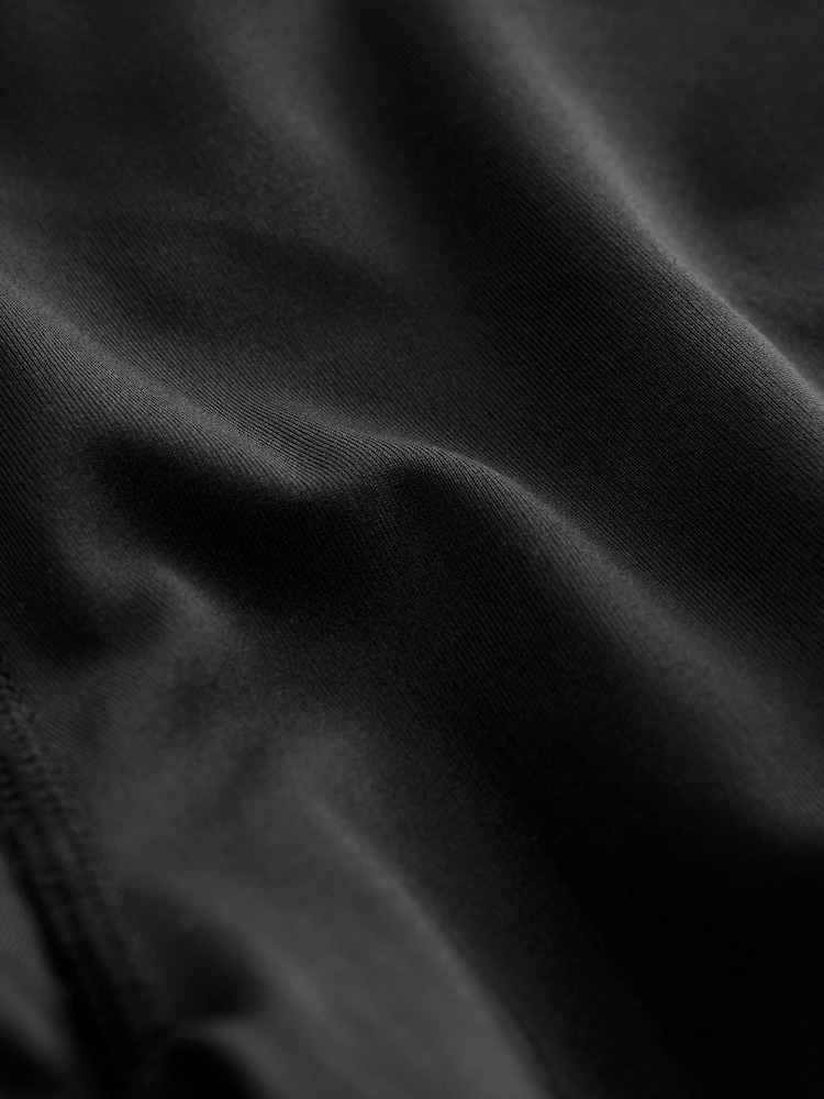 Schwarz - Active Shorter Length Cycling Shorts - Bild 7 von 7 Schwarz - Active Shorter Length Cycling Shorts - Bild 7 von 7